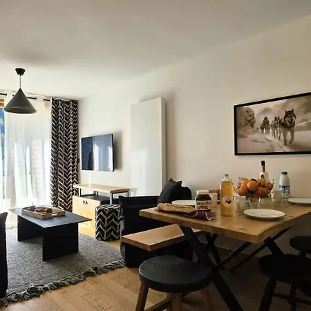 A03 - Mountain View,, Center - Alpin C Apartamento Abondance